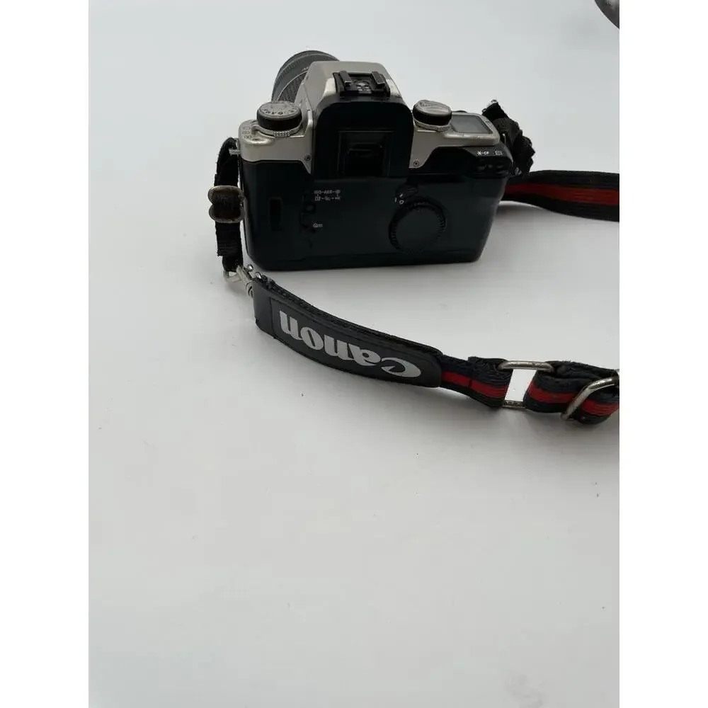 Canon EOS ELAN II E Eye Control 35MM SLR Camera With Canon 75-300 Zoom Lens